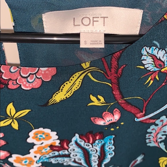 Floral Blouse Bundle - Picture 6 of 7